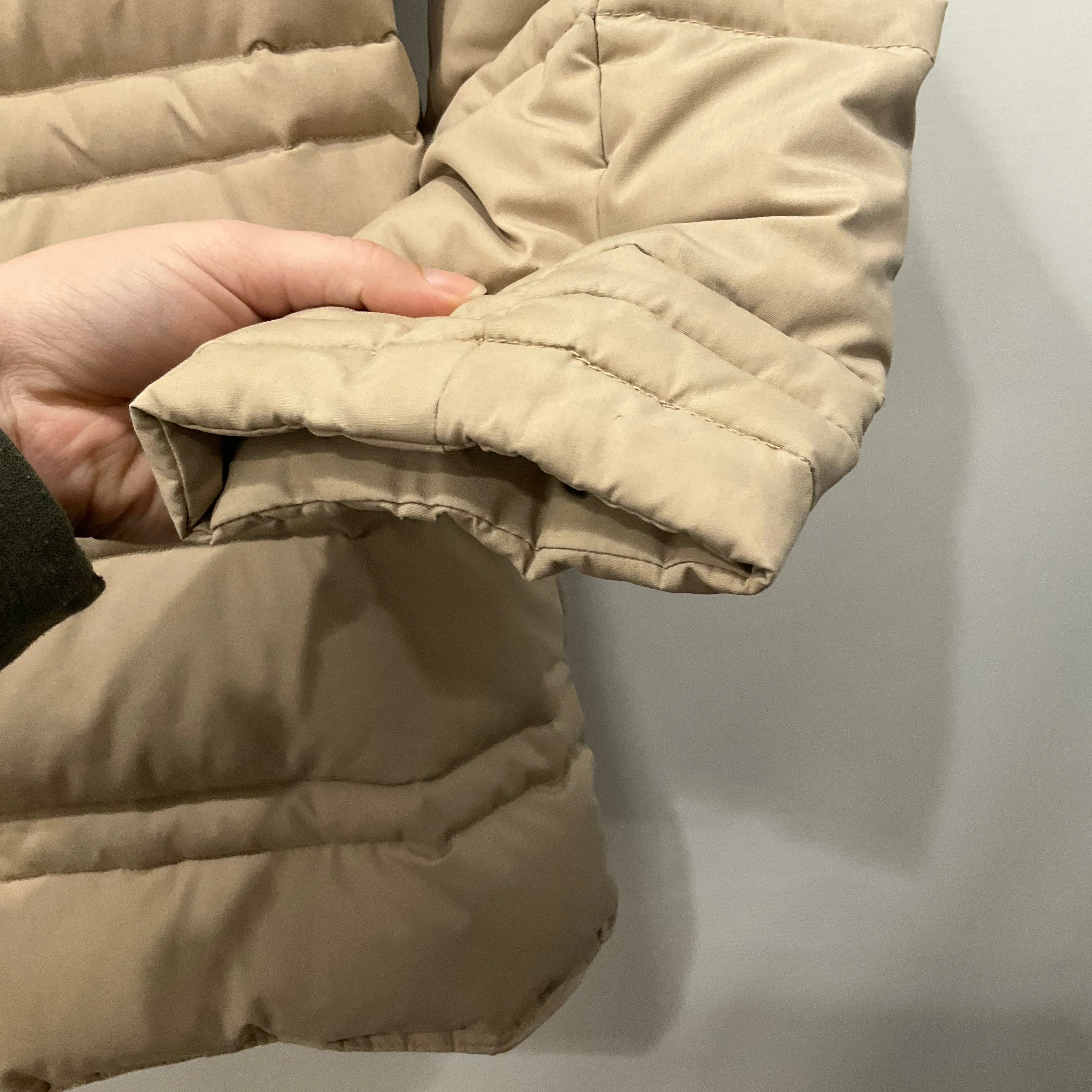 Coat Puffer & Quilted By Valentino  Size: 4