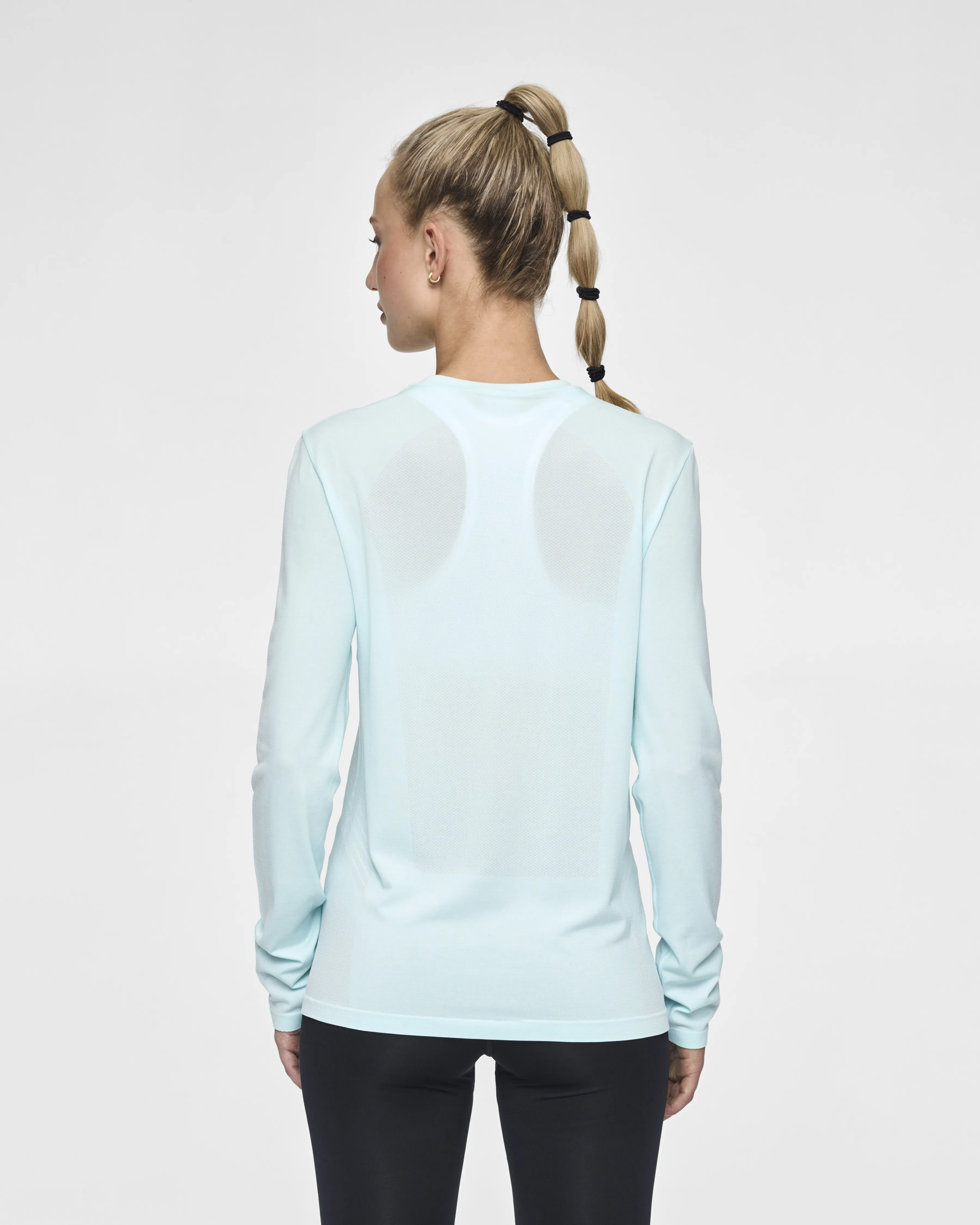 Dæhlie Women&#x27;s Long Sleeve Direction Iced Aqua | Buy Dæhlie Women&#x27;s Long Sleeve Direction Iced Aqua here | Outnorth