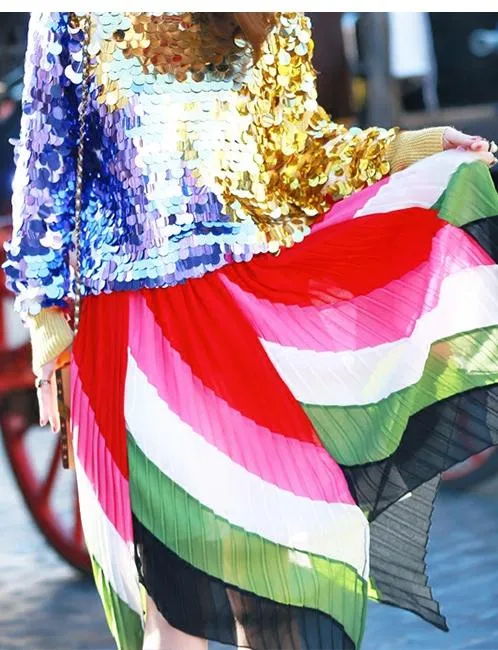 Gorgeous Peacock Elegant Diagonal Stripe Swallowtail Pleated Skirt