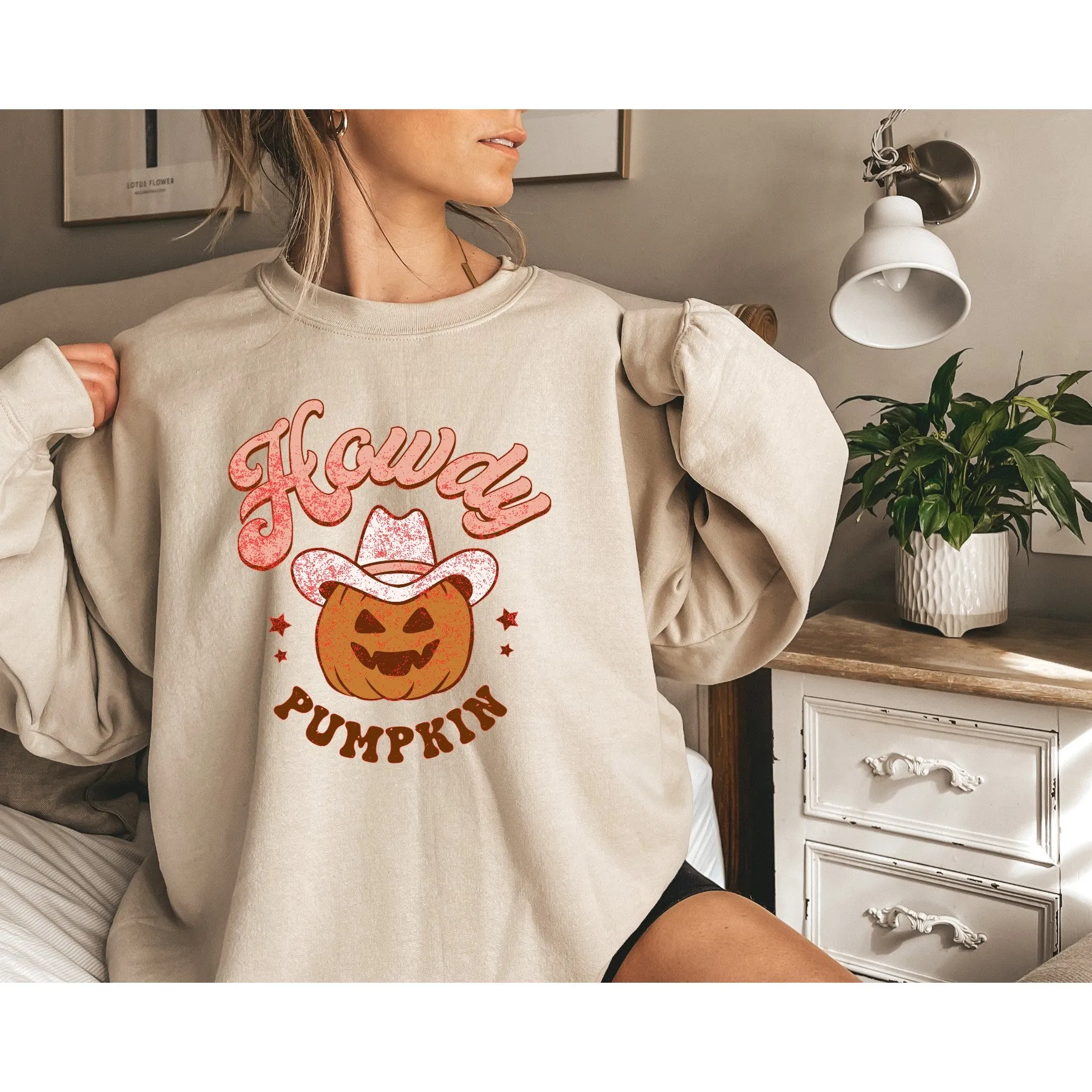 Halloween Sweatshirt, Howdy Pumpkin Retro Sweatshirt, Cowboy Pumpkin Shirt