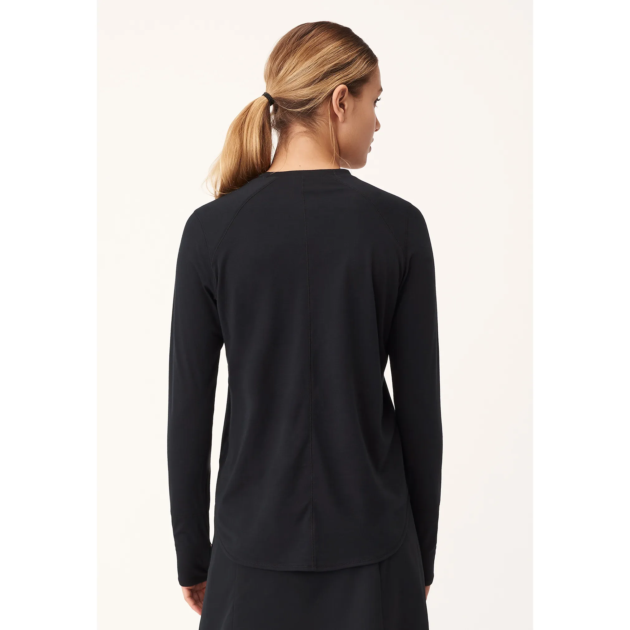 Röhnisch Women&#x27;s Clara Loose Long Sleeve Black | Buy Röhnisch Women&#x27;s Clara Loose Long Sleeve Black here | Outnorth