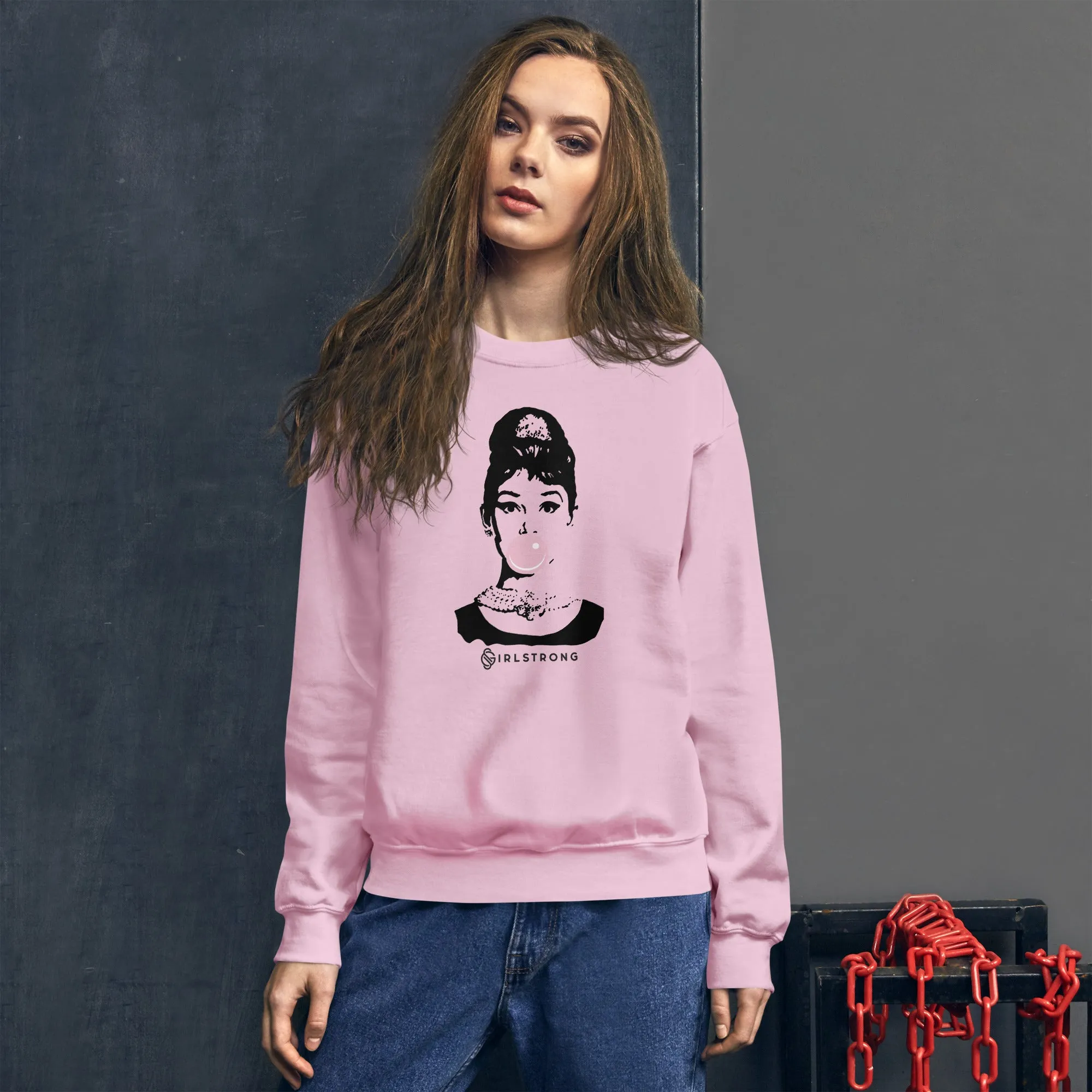 THE ESSENTIAL UNISEX SWEATSHIRT PINK AUDREY HEPBURN