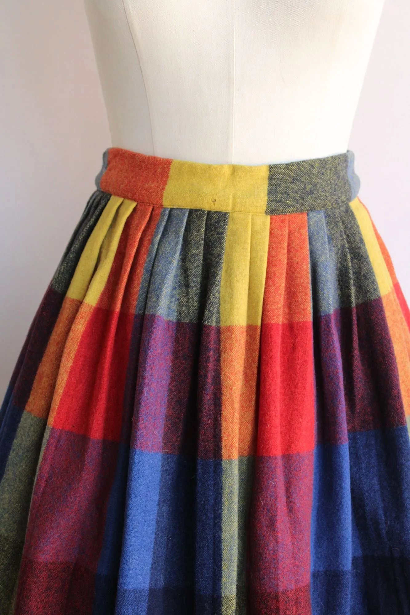 Vintage 1960s Wool Junior House Rainbow Windowpane Check Pleated Skirt